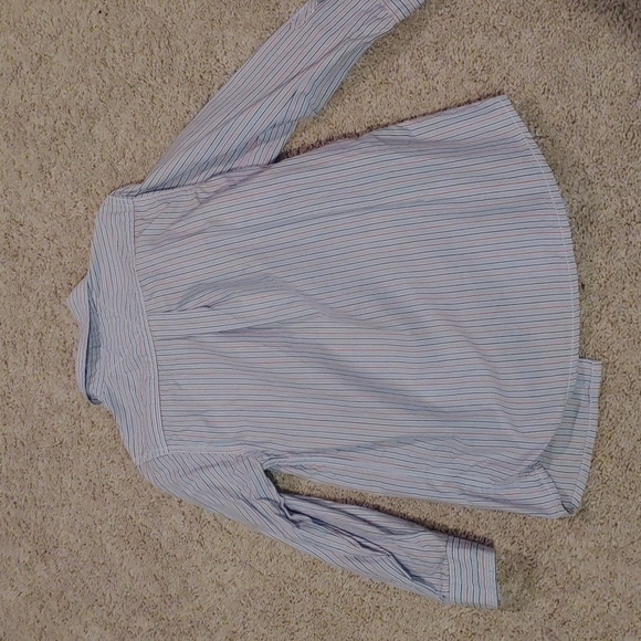 Tommy Hilfiger button down long sleeve shirts - Picture 8 of 9